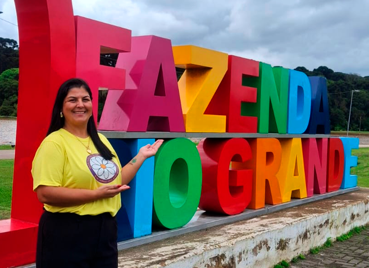 Elaine Marins